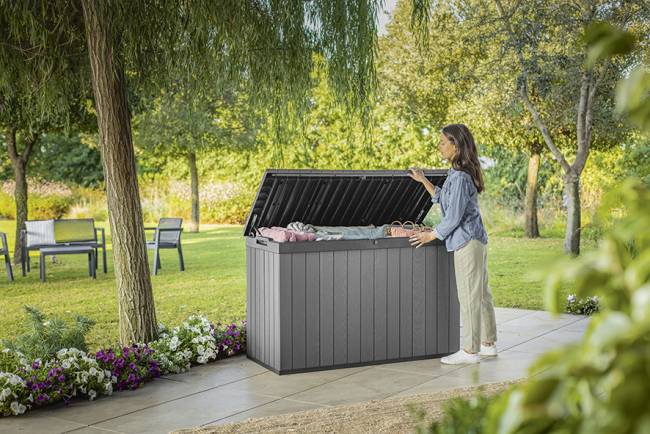 Сундук Дарвин 662 л (Darwin Box 662L) графит Сундук Дарвин 662 л (Darwin Box 662L) графит