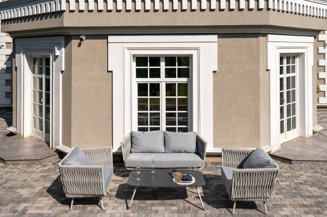 "Монако" лаунж-зона 4-местная из роупа со столом "Верона" (серый гранит), каркас светло-серый, роуп светло-серый