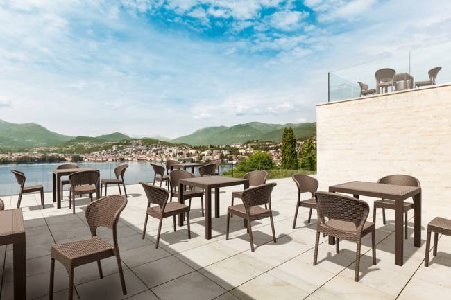 Стул пластиковый плетеный Daytona коричневый 550х610х810 мм