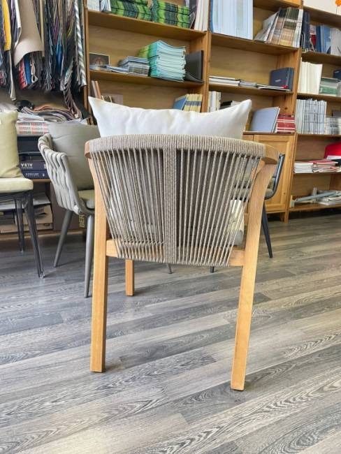 Кресло деревянное с подушками Pablito 660х580х740 мм Кресло деревянное с подушками Pablito 660х580х740 мм