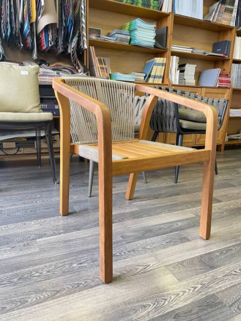 Кресло деревянное с подушками Pablito 660х580х740 мм Кресло деревянное с подушками Pablito 660х580х740 мм