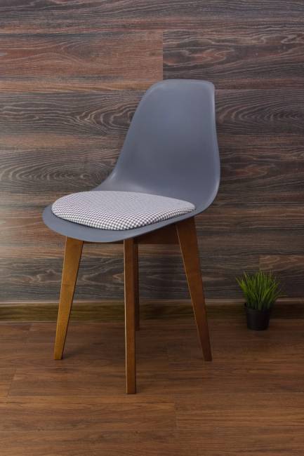 Стол Сканди 120 орех со стульями Сашш орех серый ГЛ