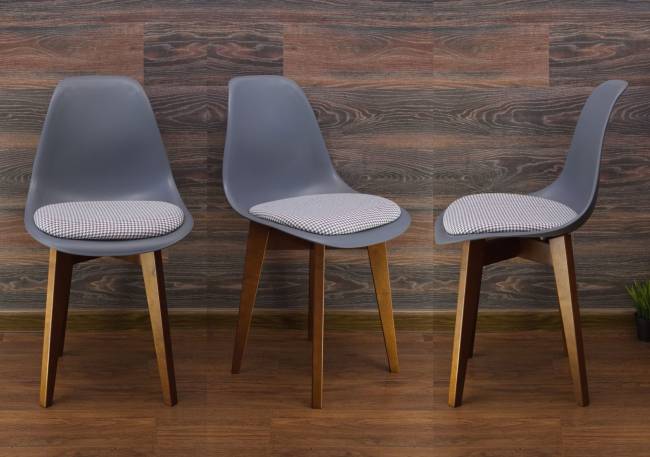 Стол Сканди 120 орех со стульями Сашш орех серый ГЛ