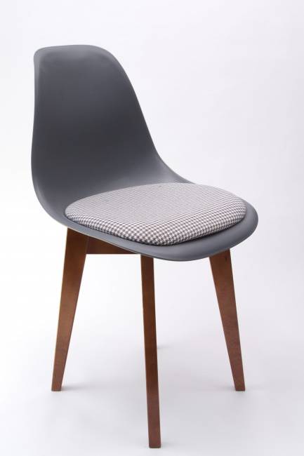 Стол Сканди 120 орех со стульями Сашш орех серый ГЛ