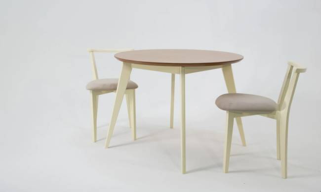 Стол Сканди К 90 слоновая кость/натур со стульями Франк слоновая кость велюр бежевый