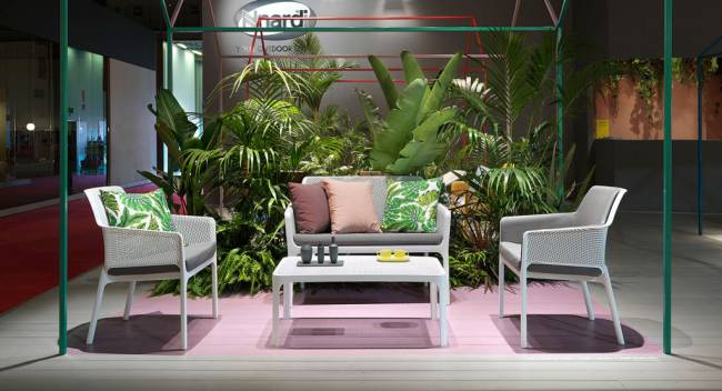 Диван пластиковый Net Bench белый 1160х700х860 мм