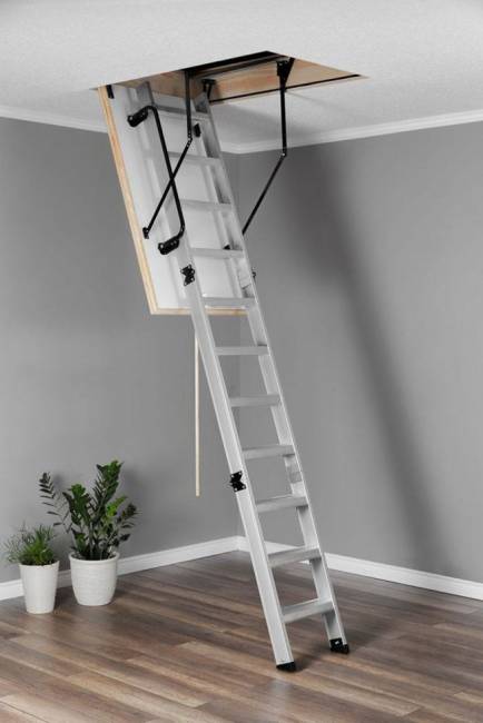 Алюминиевая чердачная лестница Alu-Profi Алюминиевая чердачная лестница Alu-Profi