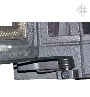 Доводчик каминной дверцы