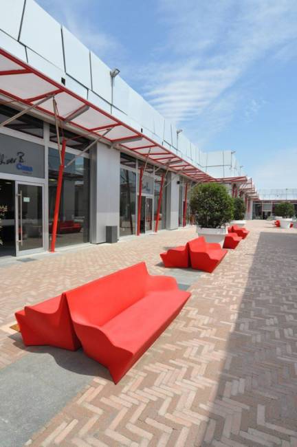 Диван пластиковый Kami Yon Standard 1740х750х700 мм