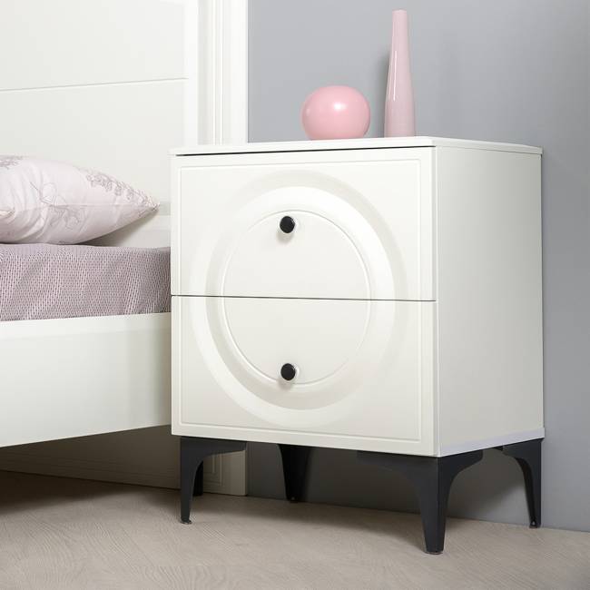 3-х дверный шкаф с кроватью на 1600 Валенсия и двумя тумбочками цвет белый шагрень