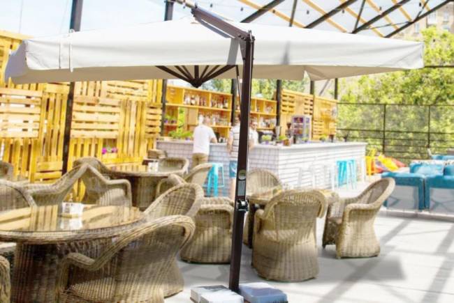 Зонт профессиональный 4х4 м Banana бежевый 4000х4000 мм