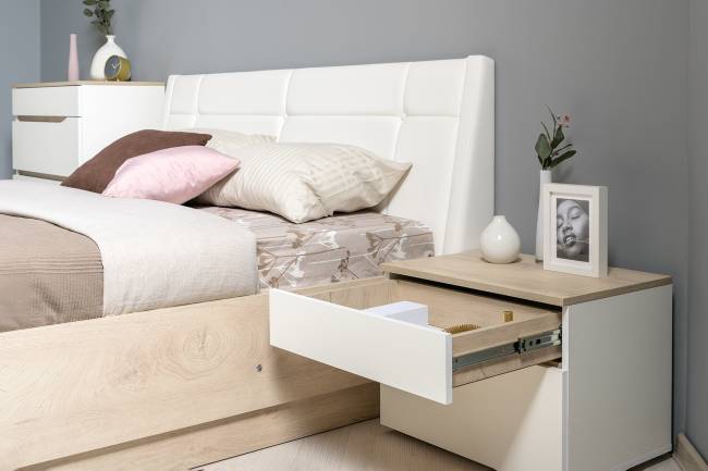 Кровать с подъёмным основанием и двумя прикроватными тумбами Муссон цвет белый/дуб эндгрейн элегантный/кожзам белый