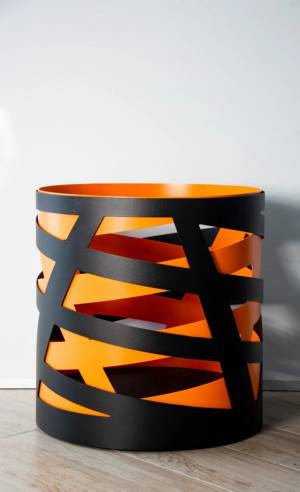 Дровница "Saturn", черно-оранжевая