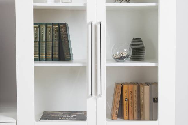 Сервант в гостиную с четырьмя дверками Валенсия цвет белый шагрень