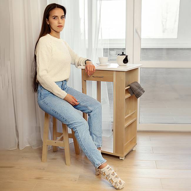 Тумба с табуретом белый/лак