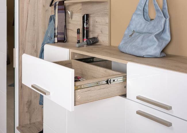 Комод Лайн 13.121 цвет дуб крафт серый/фасады МДФ белый глянец